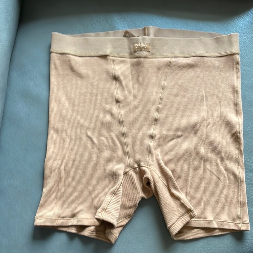Skims Shorts